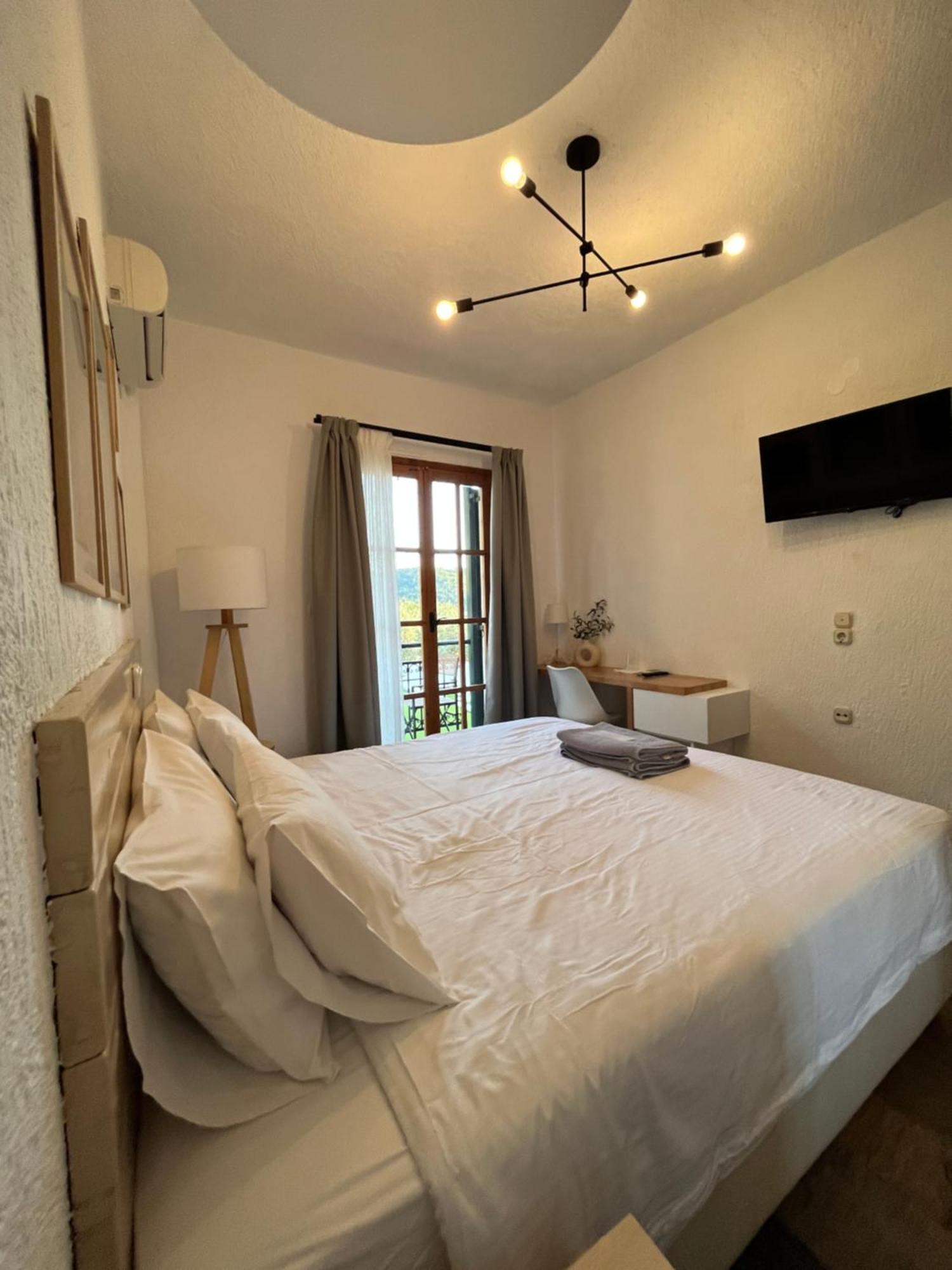 Panormos Beach Hotel Skopelos Eksteriør billede